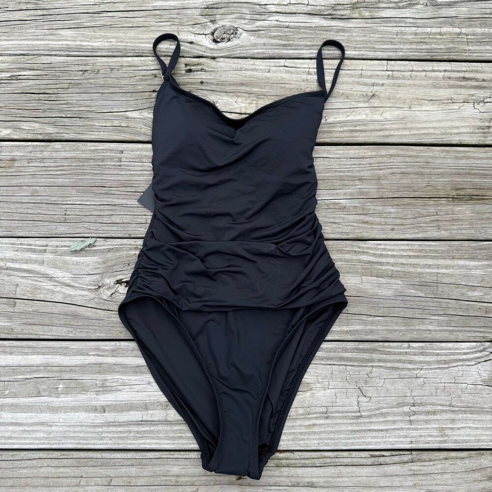 NWT La Blanca Women's One Piece Swimsuit Island Goddess Shirred